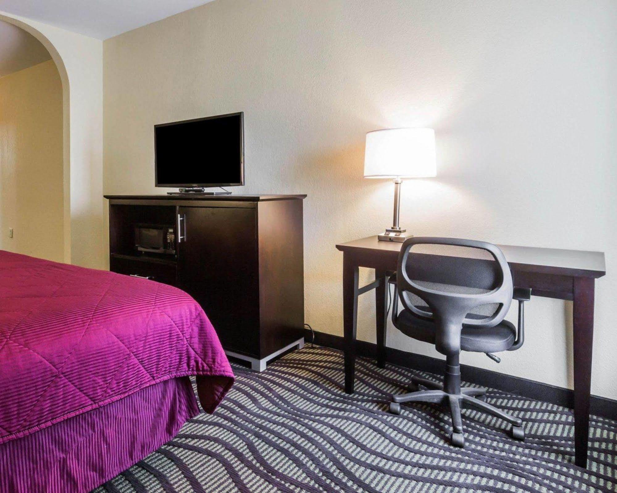 Quality Inn & Suites North Montgomery Luaran gambar