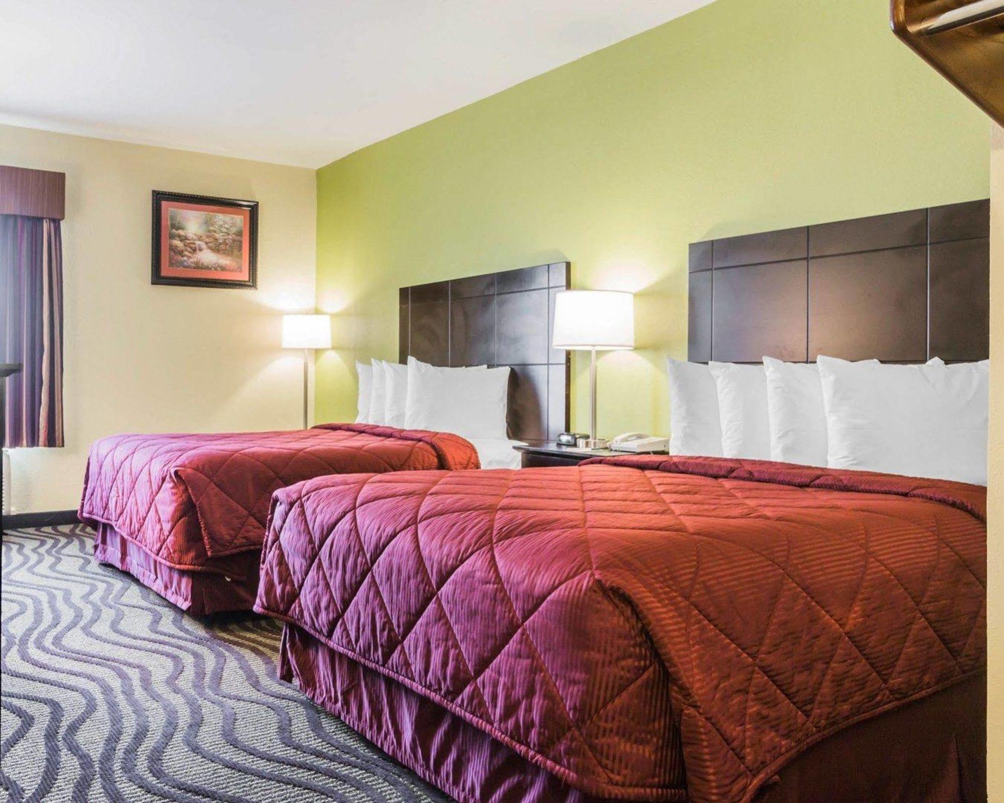 Quality Inn & Suites North Montgomery Luaran gambar