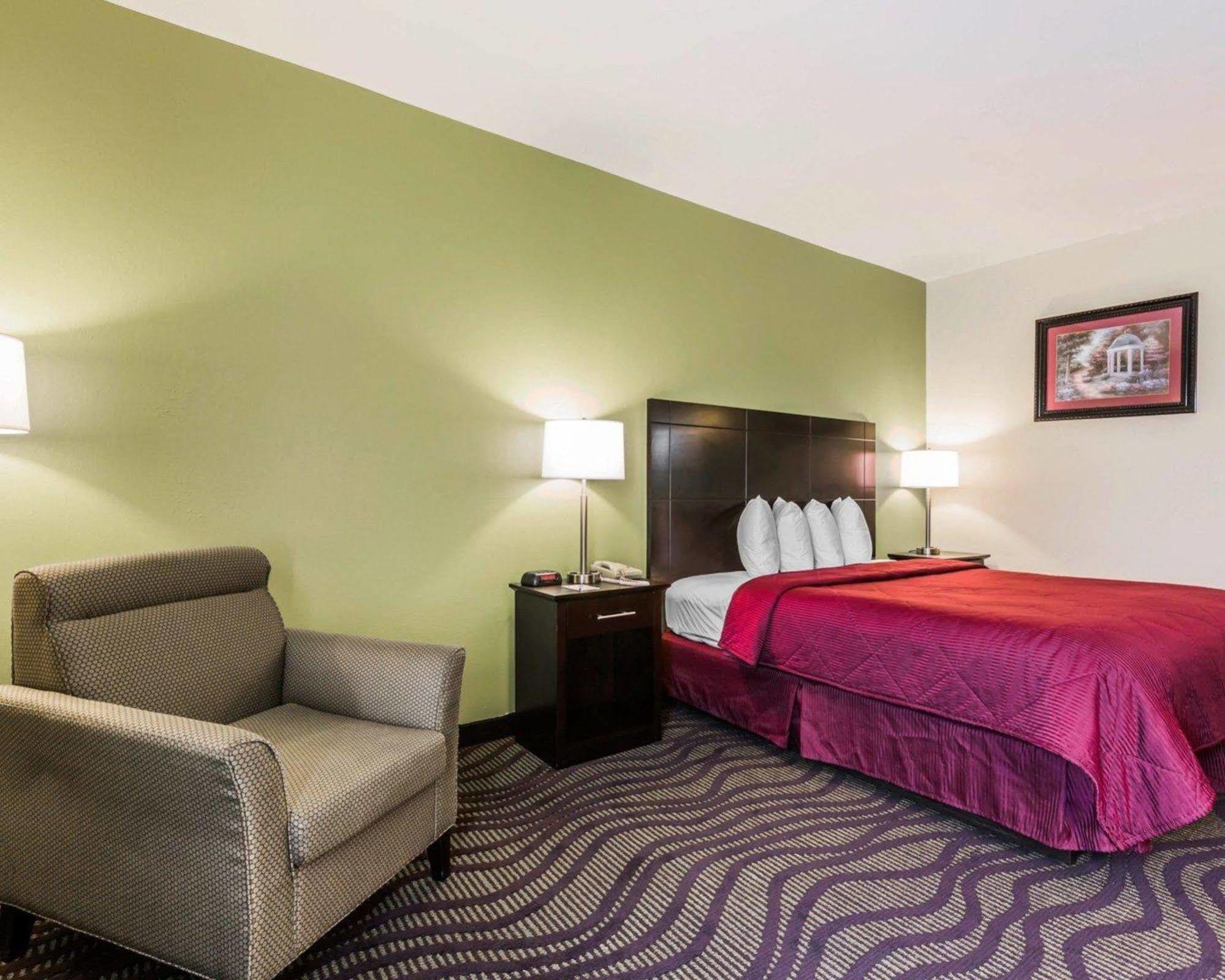 Quality Inn & Suites North Montgomery Luaran gambar