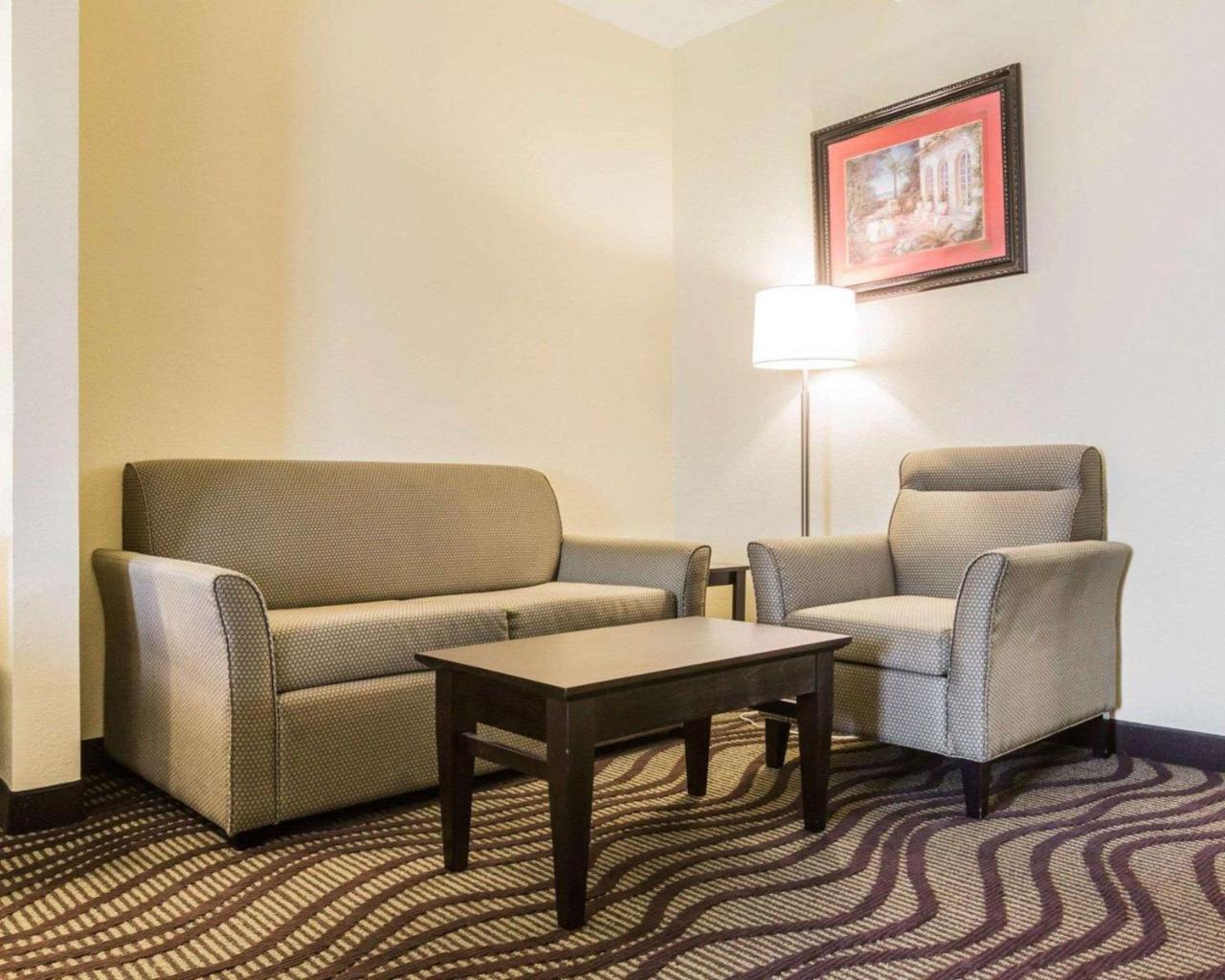 Quality Inn & Suites North Montgomery Luaran gambar