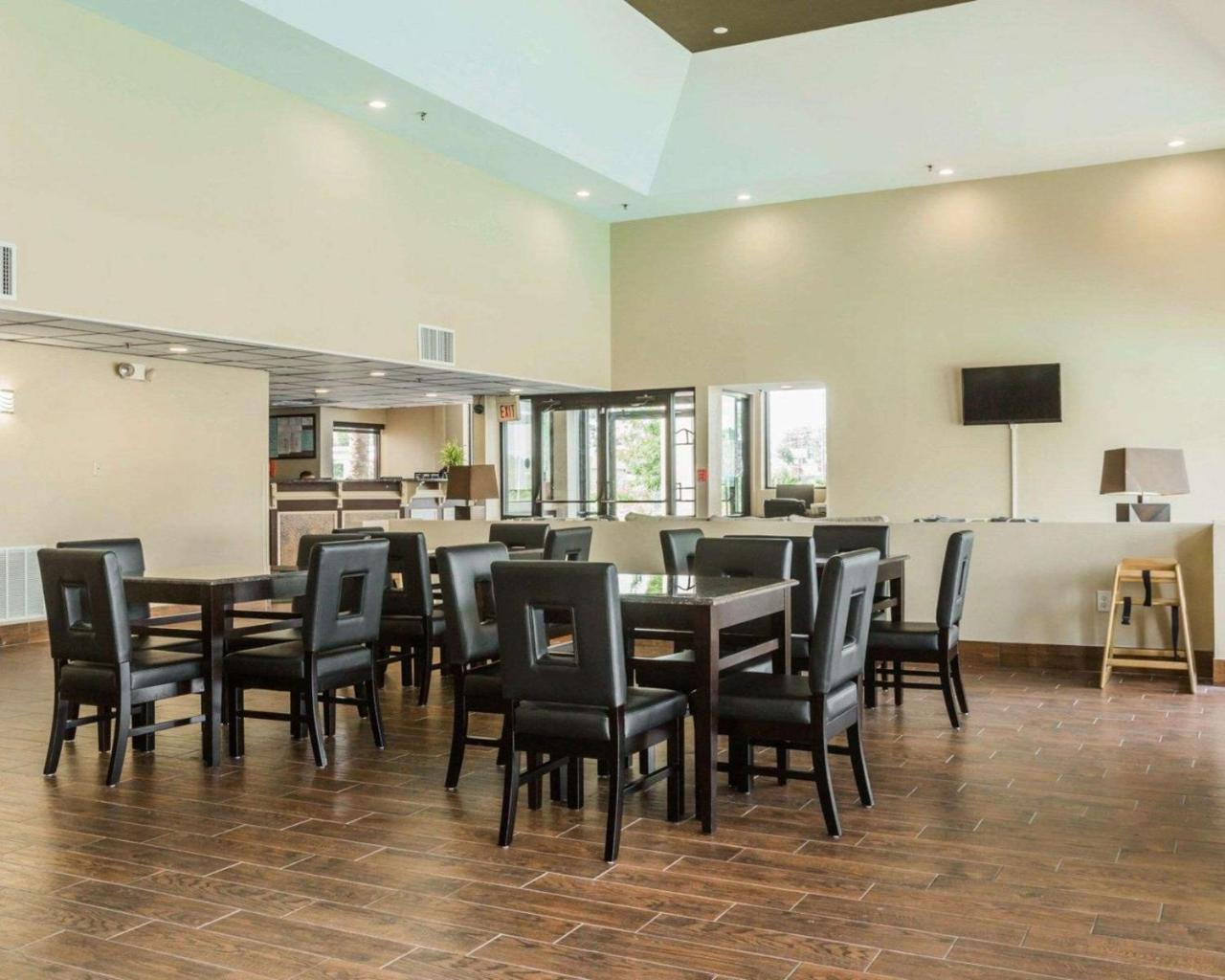 Quality Inn & Suites North Montgomery Luaran gambar